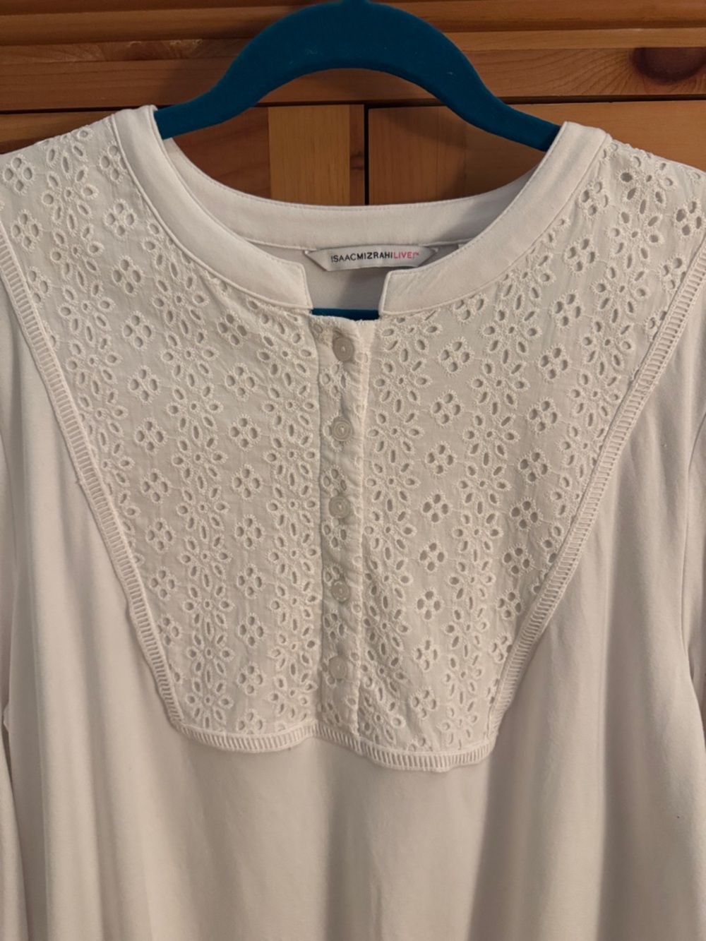 🐷 Isaac Mizrahi Live! Knit Half Placet White Eyelet Panel Top A498809 - Picture 2 of 13